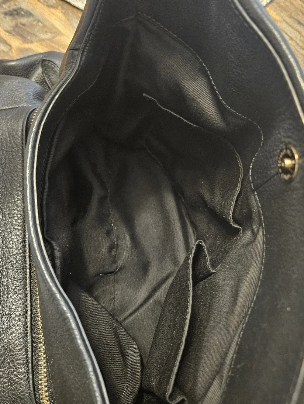 Coach Black Pebbled Leather Shoulder Bag with Gold Chain - Picture 7 of 10